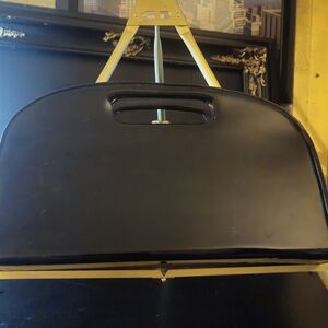 Vintage AUDREY HEPBURN BREAKFAST AT TIFFANYS PATENT LEATHER CLUTCH & GOLD SNAPS